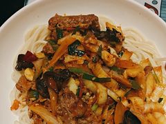 -楼兰古丽·新疆拌面·清真(华阳城店)