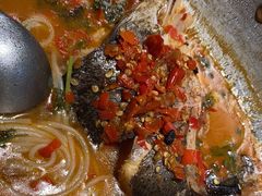 剁椒鱼头（送手工米粉）-湘味淳(千禧街店)