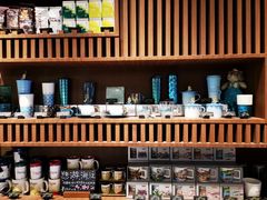 -星巴克(杭州湖滨银泰E区店)