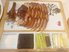 -小桃红·东北菜·春饼烤鸭(南阳湖街店)