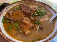 -金杨拉面王小吃面馆·牛三宝面·红烧牛肉粉