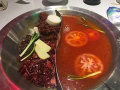 微辣番茄鸳鸯锅-卤校长重庆火锅(国兴店)