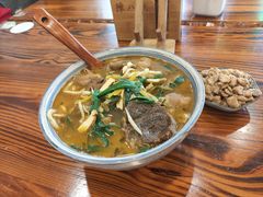 精选酸菜牛腱子面-陈八两面家(华孚写字楼店)