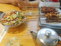 聚点大拌菜-聚点串吧·北京烧烤(公益西桥店)