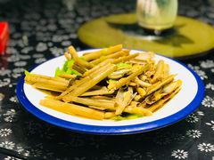 -旺角小渔村·海肠捞饭开创者(环山路店)