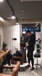-PE SALON