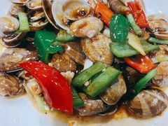 -大富蚝乌东哥饭店·石锅鱼杂·柠檬鸭(革新路店)