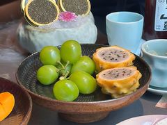 -雍容荟活帝王蟹活龙虾自助(苏宁旗舰店)