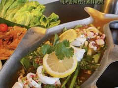 -大头虾越式风味餐厅(光明广场店)