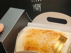 -白蘭BLANK(杭州湖滨银泰in77C区店)