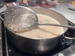 -尚尚仙·酸汤猪手·猪肚鸡火锅(华联万柳购物中心店)