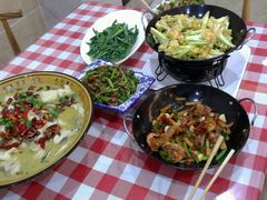 -鲁班小馆(政四街店)