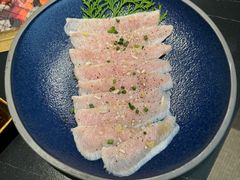 -山川小町·极番烧肉(新地假日广场店)