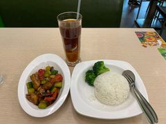 -佰搭果·广式茶餐厅(西华路店)