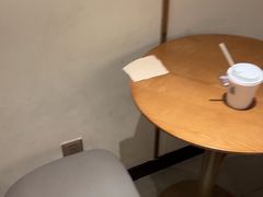 -Tims天好咖啡·贝果(成都东站捷枫店)
