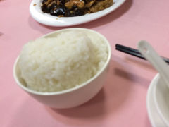 粉色桌布-宝石园食堂(漕河泾店)