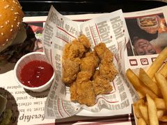 -The Habit Burger Grill 哈比特汉堡(复兴soho店)