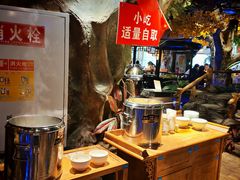 -城墙拐拐火锅(三峡广场黑金冠店)