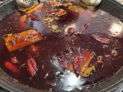 -黄潇洒老火锅(九眼桥宏济巷店)