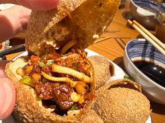 -包整·丝娃娃(一览甲秀楼风景店)