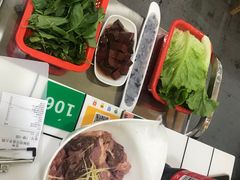 -领鲜现切猪杂火锅(番禺桥南店)