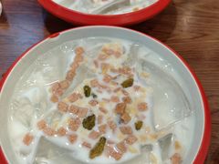 -老闵田螺馆·南昌市井菜·特色小吃(总店)