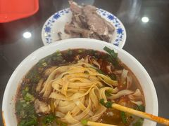 -吾穆勒蓬灰牛肉面·清真(北滨河中路店)
