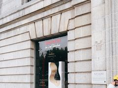 -Salon de The de Joel Robuchon(外滩18号店)