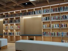 -漕河泾街道图书馆(漕河泾社区文化活动中心店)