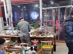 -哈尔滨小酒馆·鲜肉现穿自助烧烤(康新花园店)