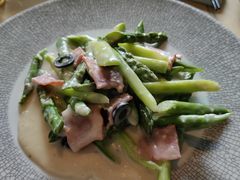 -穹六人间 people 6(岳阳路店)