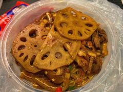 -万方圆拌粉瓦罐汤(恒茂华城店)