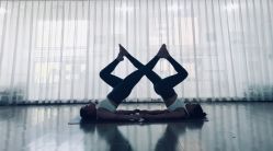 -亚太瑜伽普拉提学院