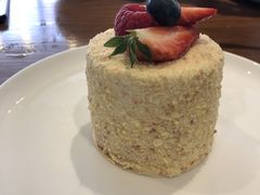 焦糖苹果浮云蛋糕-UPPER KITCHEN(延安路店)