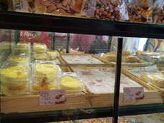 -宏发红西饼屋(天津路店)