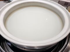 -四点金粥底火锅(沂州里店)