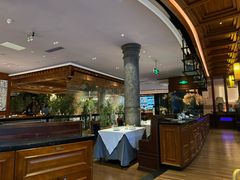 -八府香鸭(华山路店)