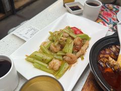 -肥仔文澳门猪骨煲(南京西路店)