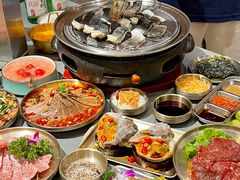 -围炉肉舍丹东海鲜烤肉·烤活鳗(步行街店)
