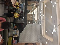 -佰搭果·广式茶餐厅(西华路店)