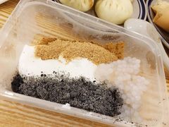三色椰奶麻薯-正南齐北·老街糯米团(洪崖洞店)