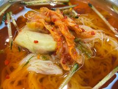 -韩风烤牛肉冷面店