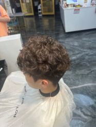 点击看大图 -发源地HAIR SALON