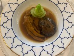 鲍鱼菇鹅掌-伯衡55·吉品轩(乌鲁木齐南路店)