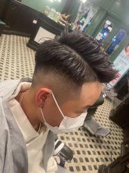-海文先生国潮烫染男士理发馆