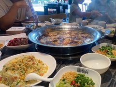 -老船舫·现做活鲜鱼馆(东郊记忆店)