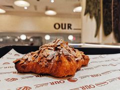 树莓杏仁羊角-OUR Bakery(SKP-S店)