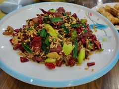 -邹胖哥好好吃餐馆(荔波美食街店)