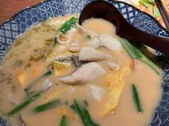 -荣家黄鱼面(前滩太古里店)