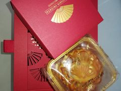 火腿五仁月饼-广州文华东方酒店·江-由辉师傅主理